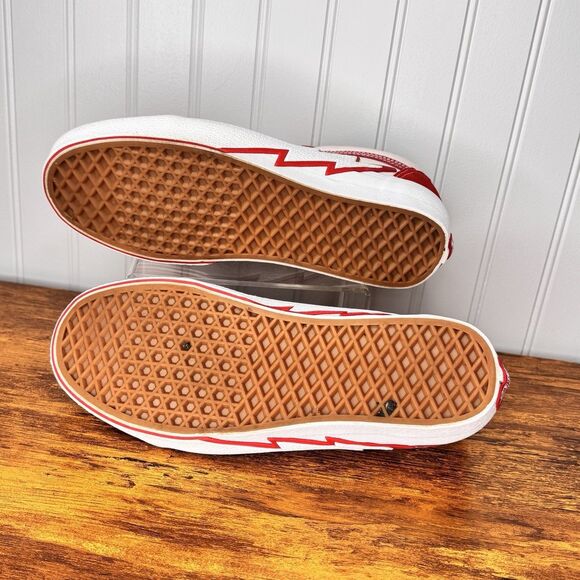 Vans Old Skool Bolt Red White VN0009Q56RT Classic Suede Women's Sz 10.5 Men's 9 - Picture 13 of 13